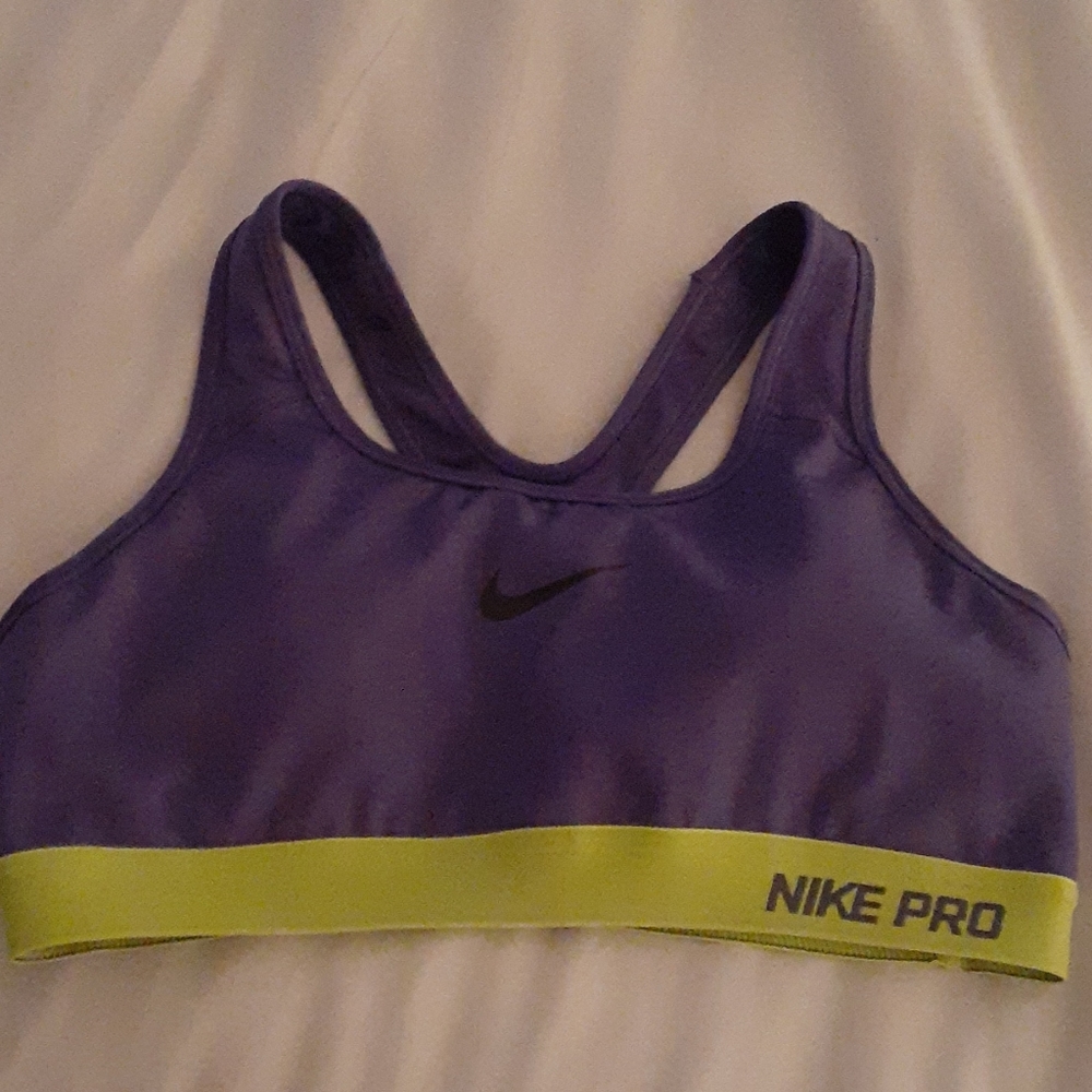 Nike sports bra